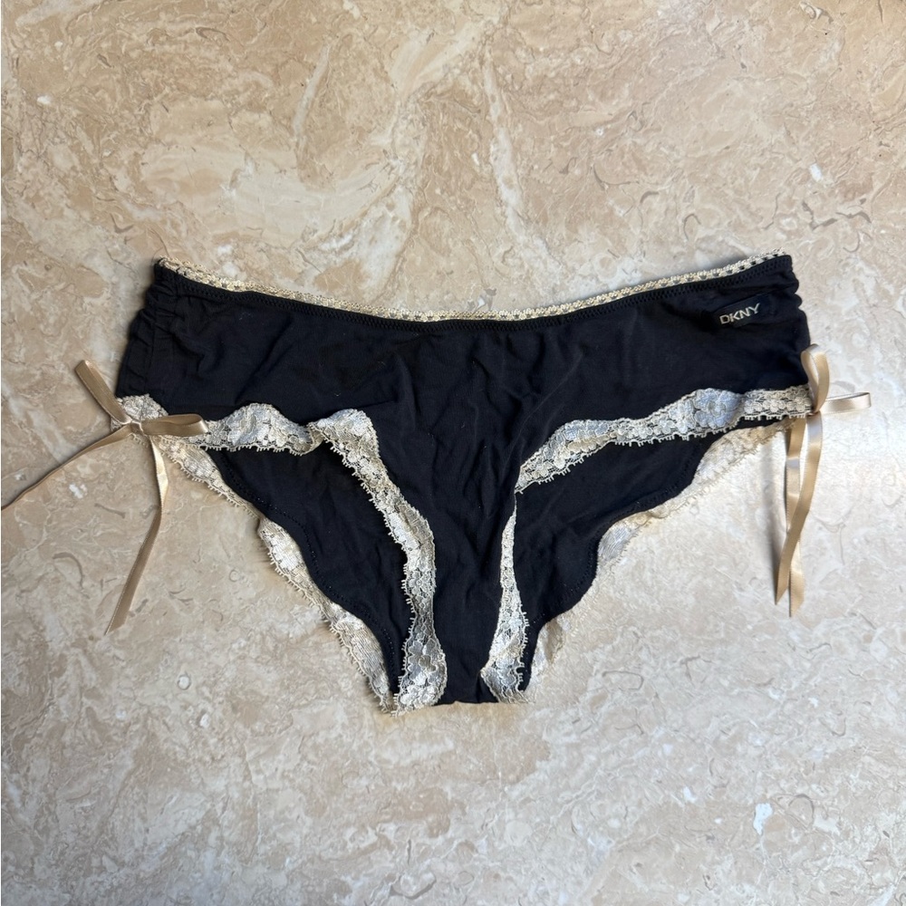 DKNY Black Panty Brief Tan Lace & Bows Large NWOT